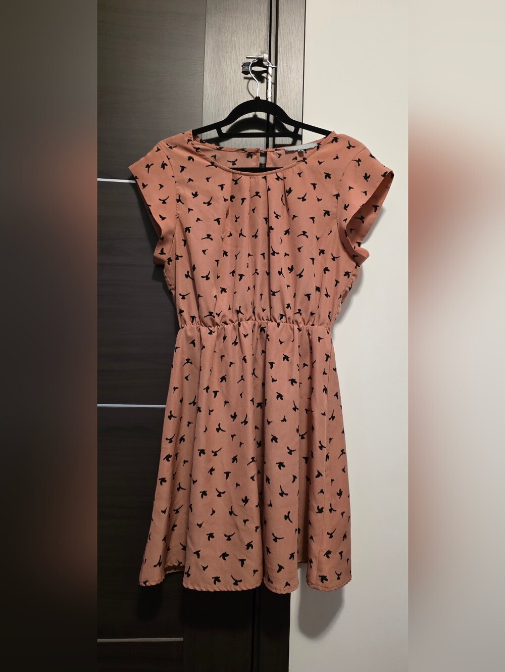Peach Bird Print Dress – Flowy & Cute | Size L